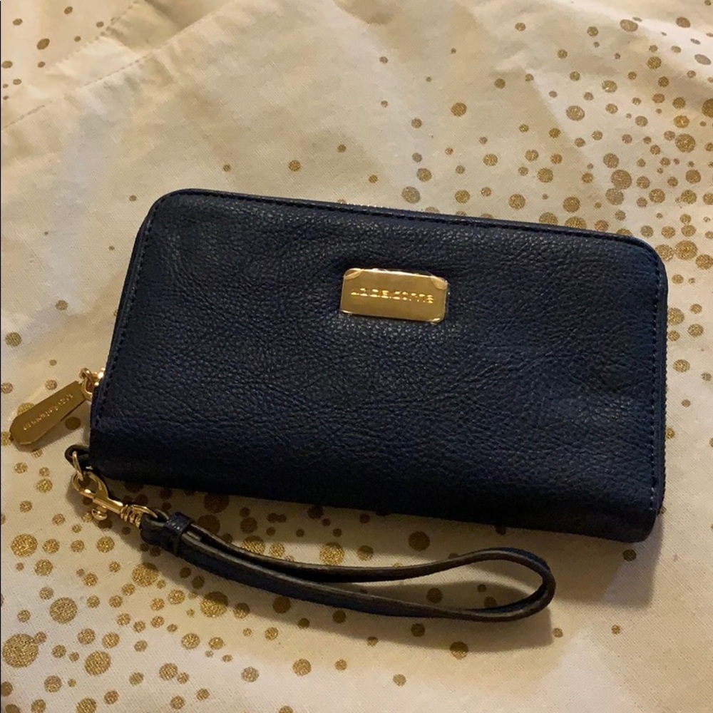Liz Claiborne leather wristlet wallet